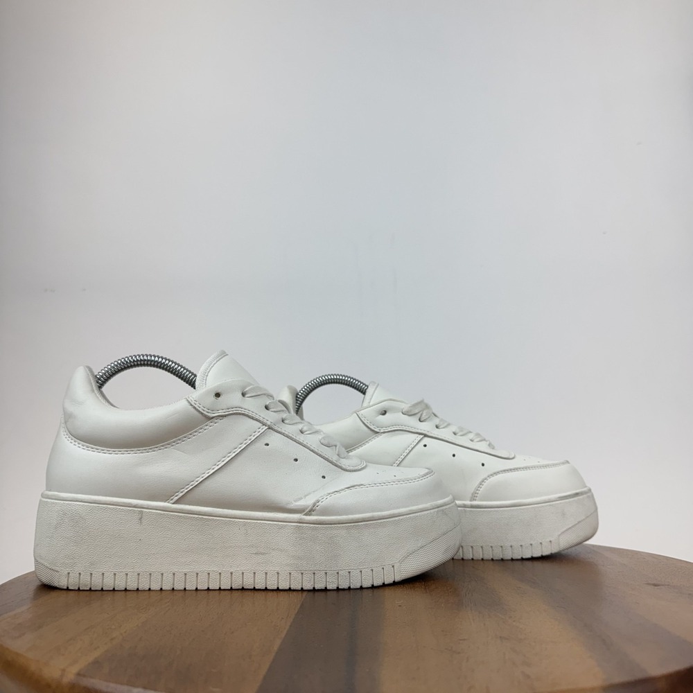 Womens Steve Madden Raffi White Faux Leather Platfrom Casual Sneakers Size 9.5 M